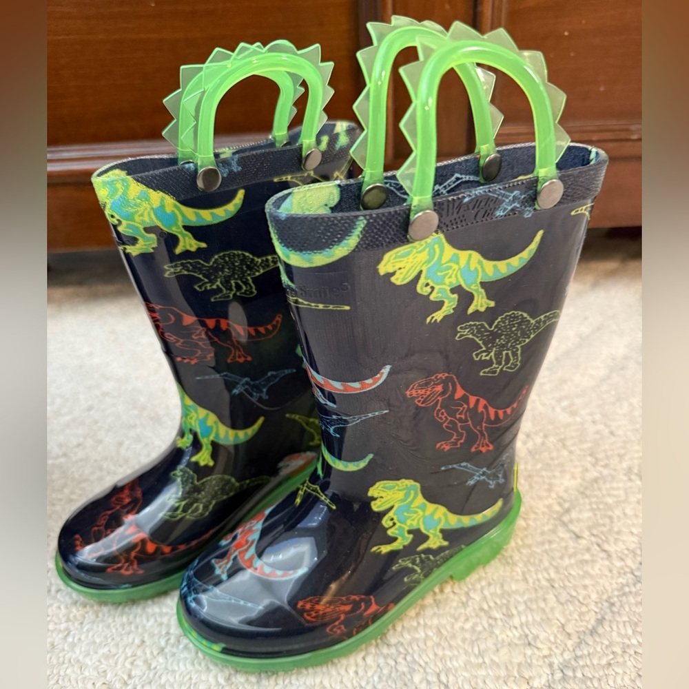 Cat & Jack Dinosaur Light Up Toddler Rain Boots, Size 8, Like New!